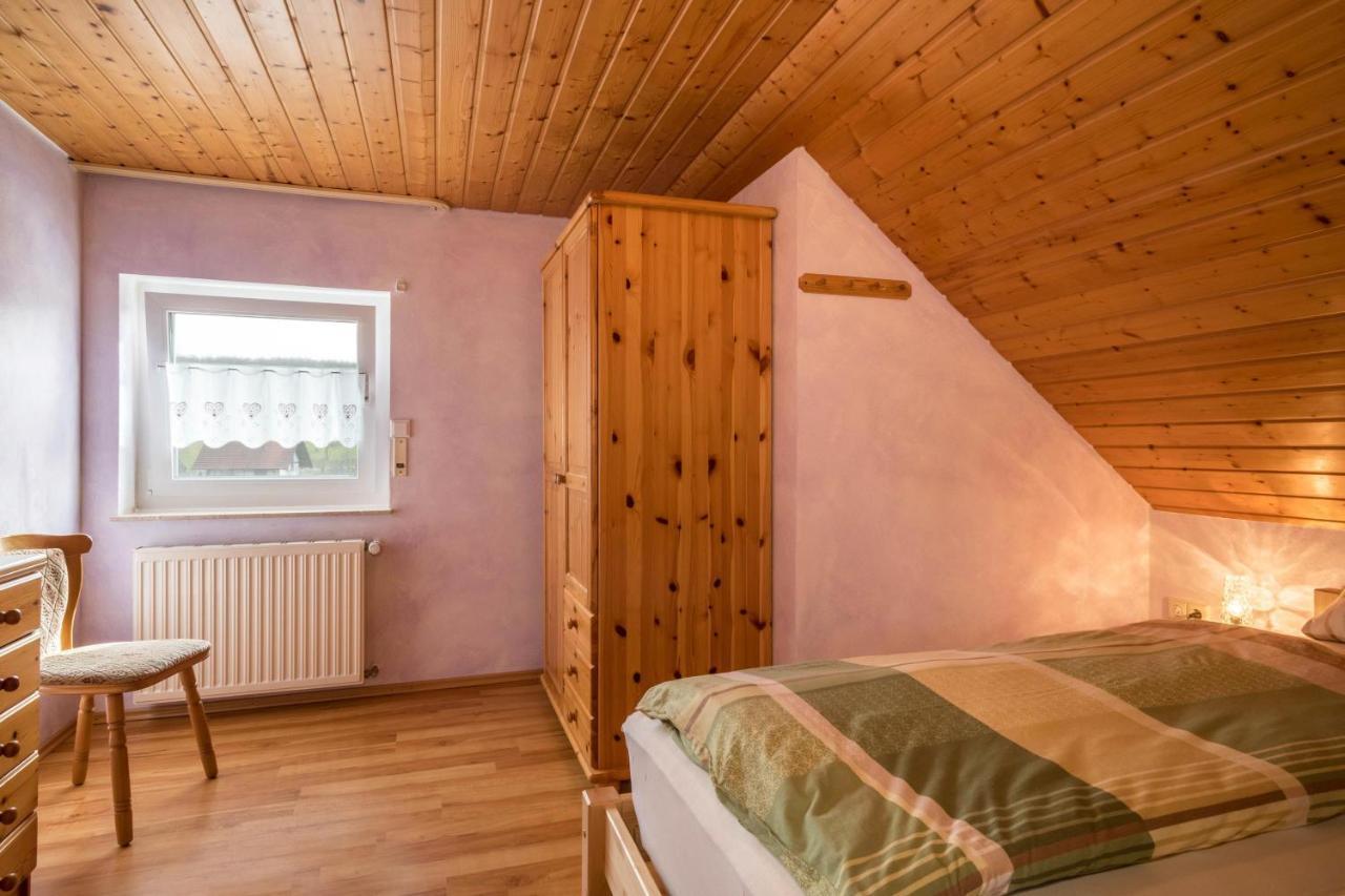 Zapfs Bauernhof Stiefmuetterchen Tettnang Exterior foto