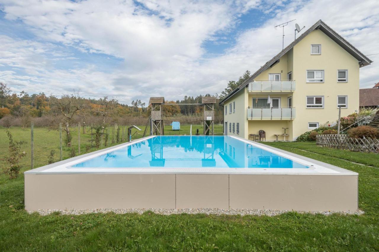 Zapfs Bauernhof Stiefmuetterchen Tettnang Exterior foto